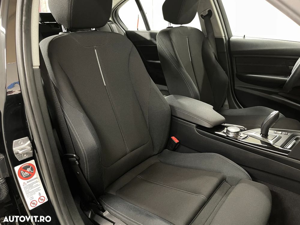 BMW Seria 3 318d DPF Aut. Edition Sport - 10
