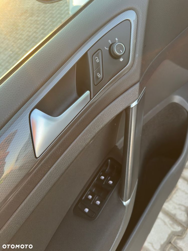 Volkswagen Golf 2.0 TDI SCR DSG Join - 15