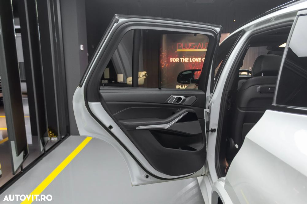 BMW X5 M M60i xDrive - 26