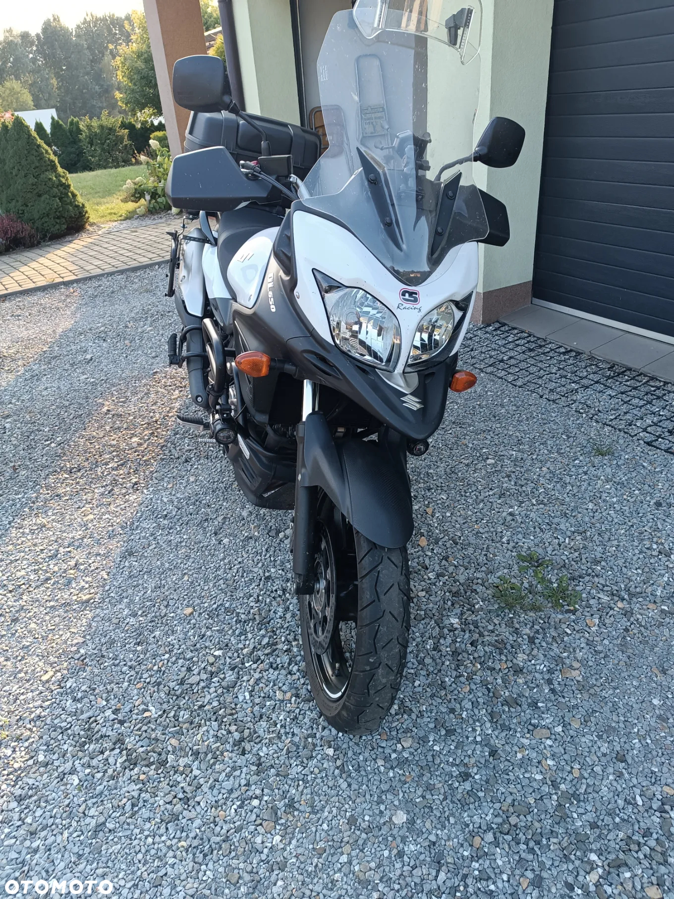 Suzuki DL - 4
