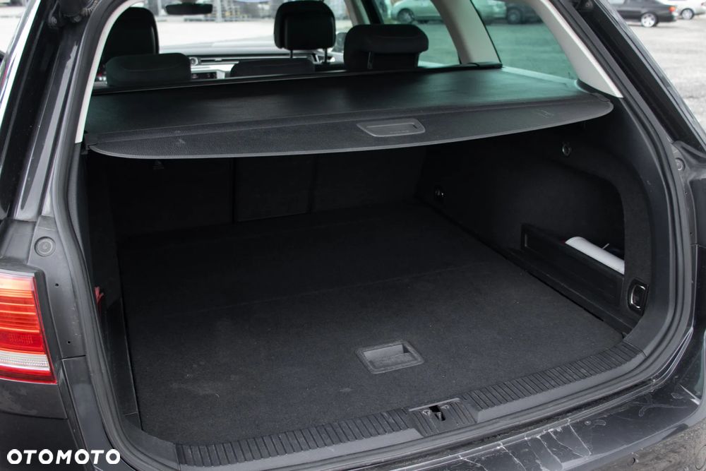 Volkswagen Passat 2.0 TDI BMT Comfortline DSG - 9