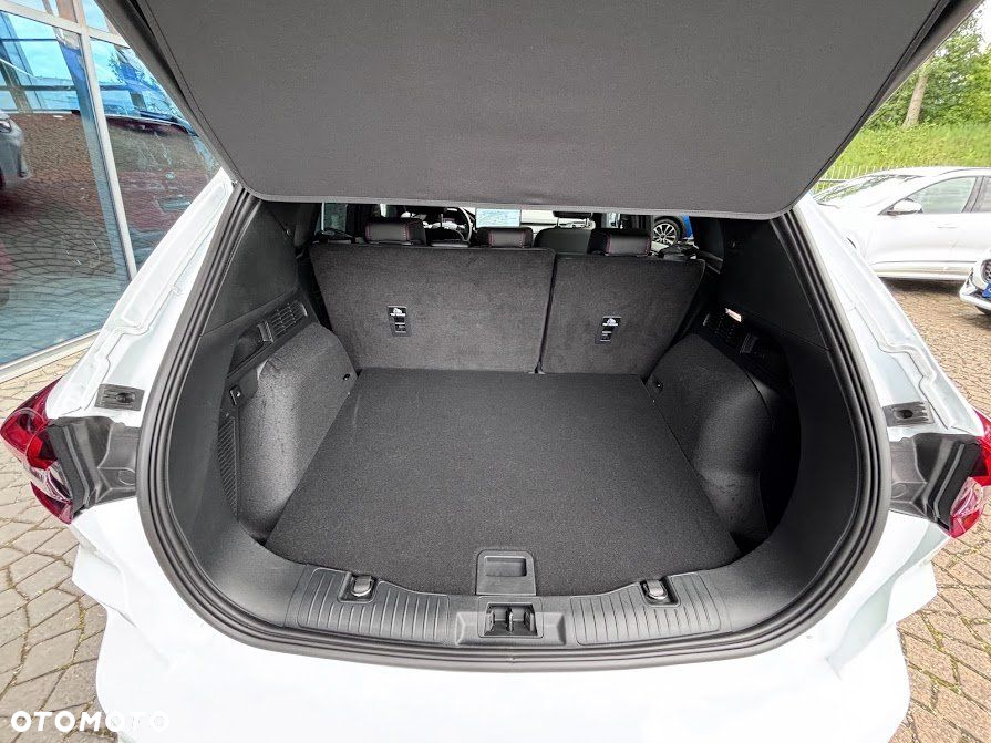 Ford Kuga - 17