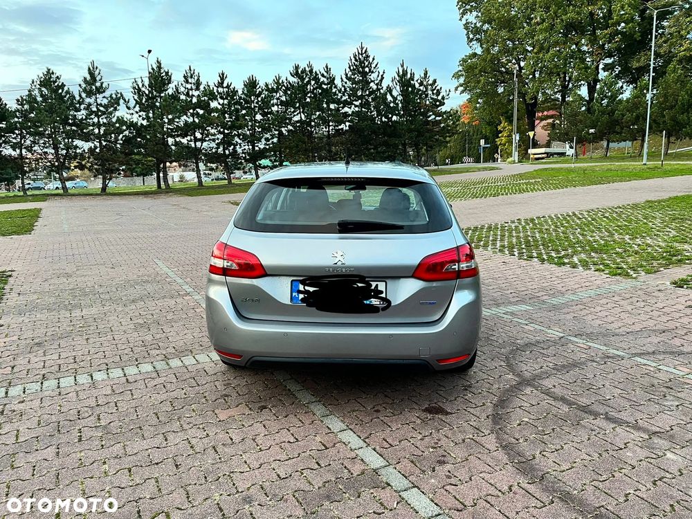 Peugeot 308 1.6 BlueHDi Allure S&S - 3