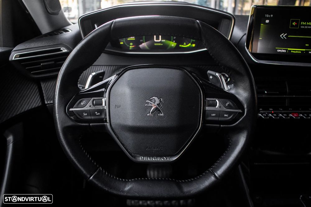 Peugeot 2008 1.5 BlueHDi Allure EAT8 - 13