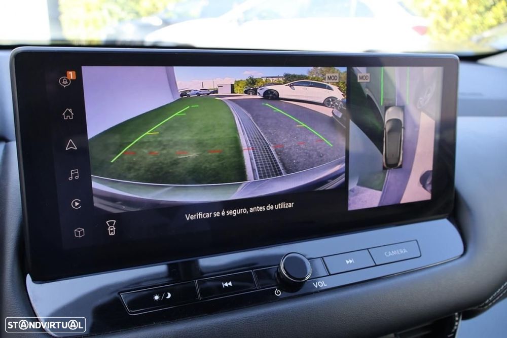 Nissan Qashqai 1.3 DIG-T N-Connecta Xtronic - 21