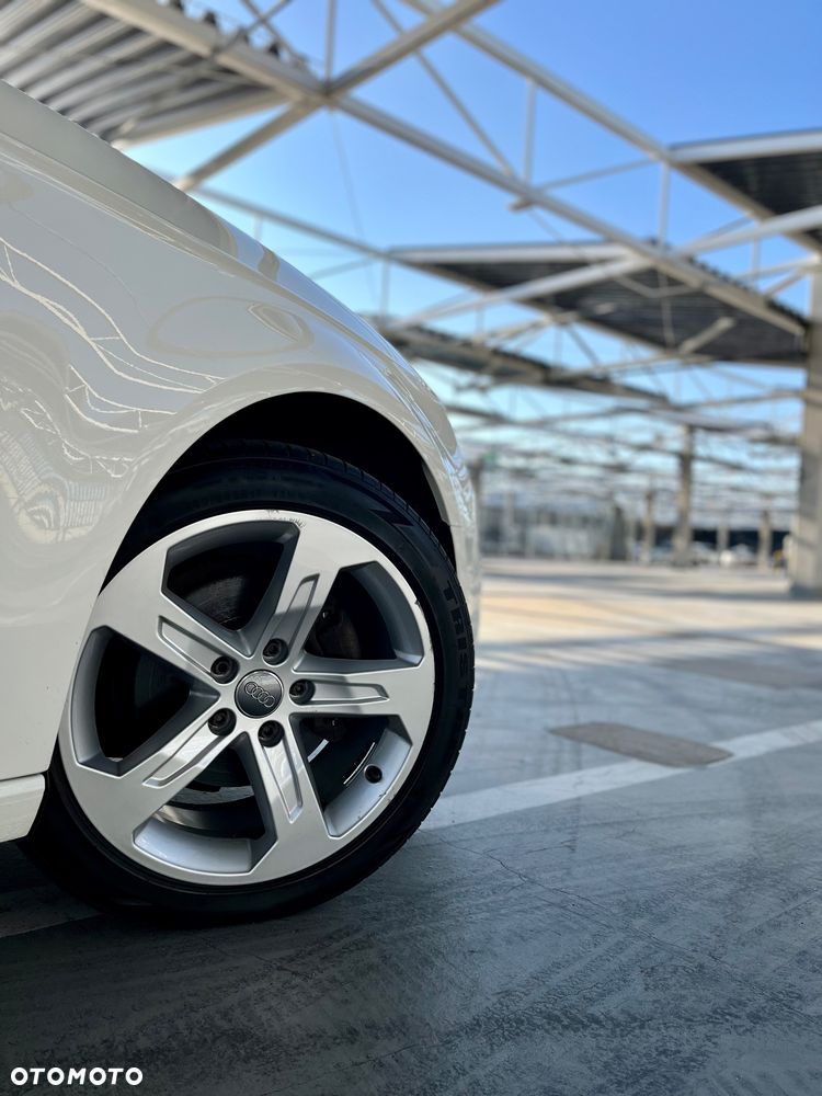 Audi A3 Sportback - 13