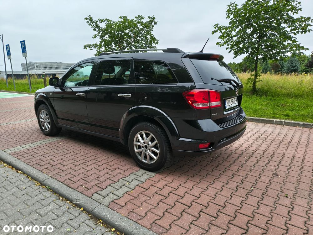 Fiat Freemont 2.0 Multijet 16V DPF Automatik Allrad Lounge - 17