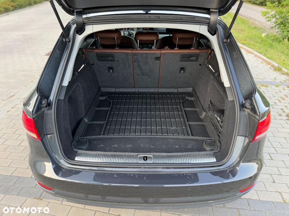Audi A4 Avant 2.0 TDI S tronic - 21