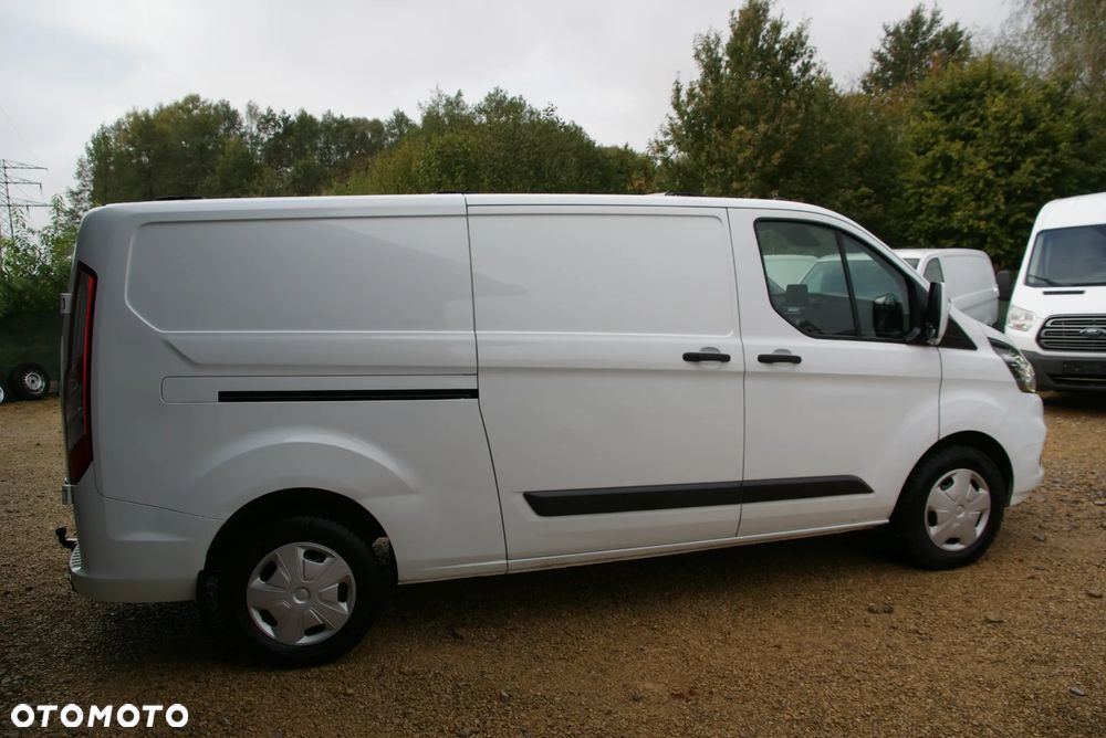 Ford Transit Custom - 13