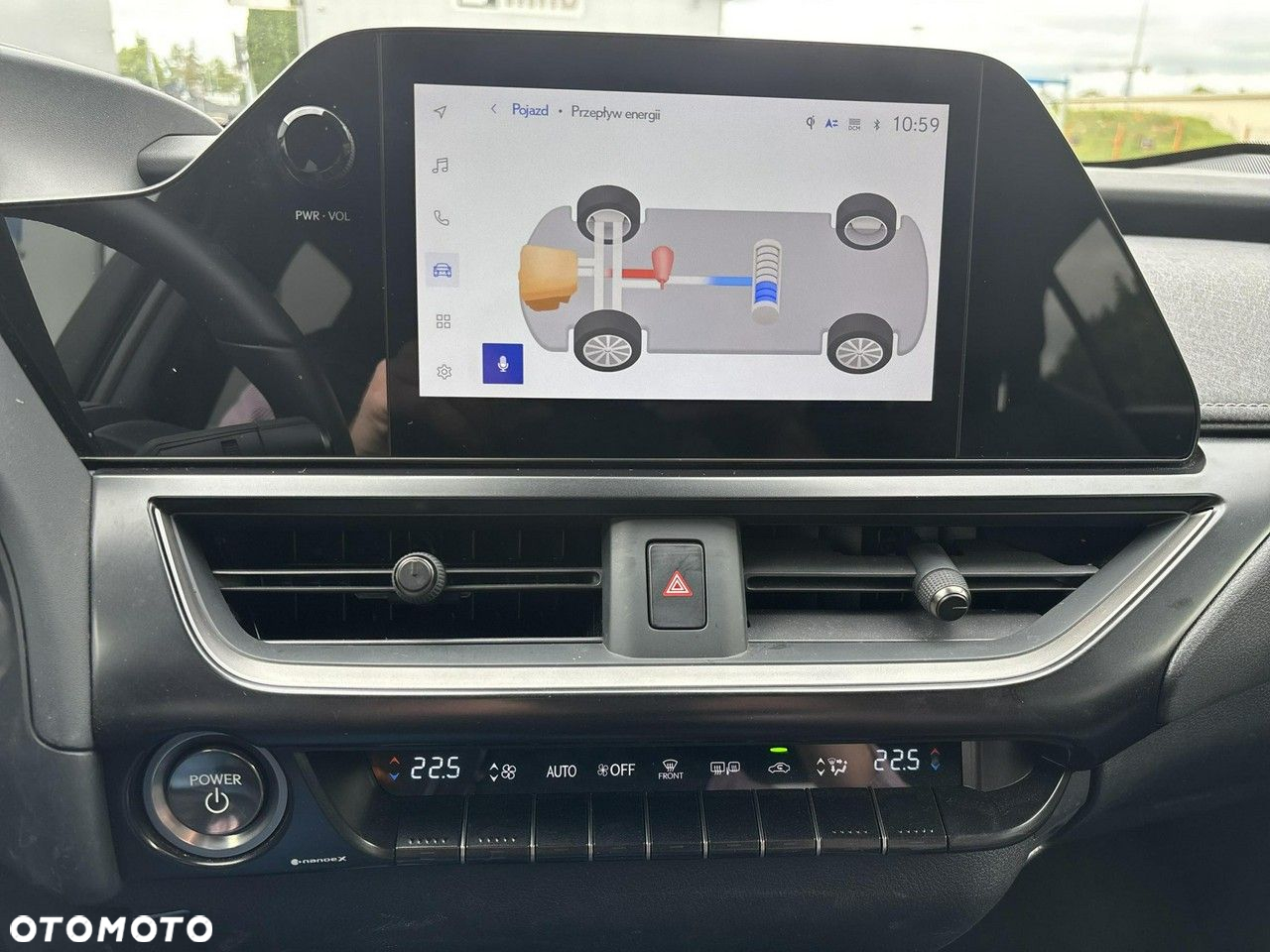 Lexus UX - 23