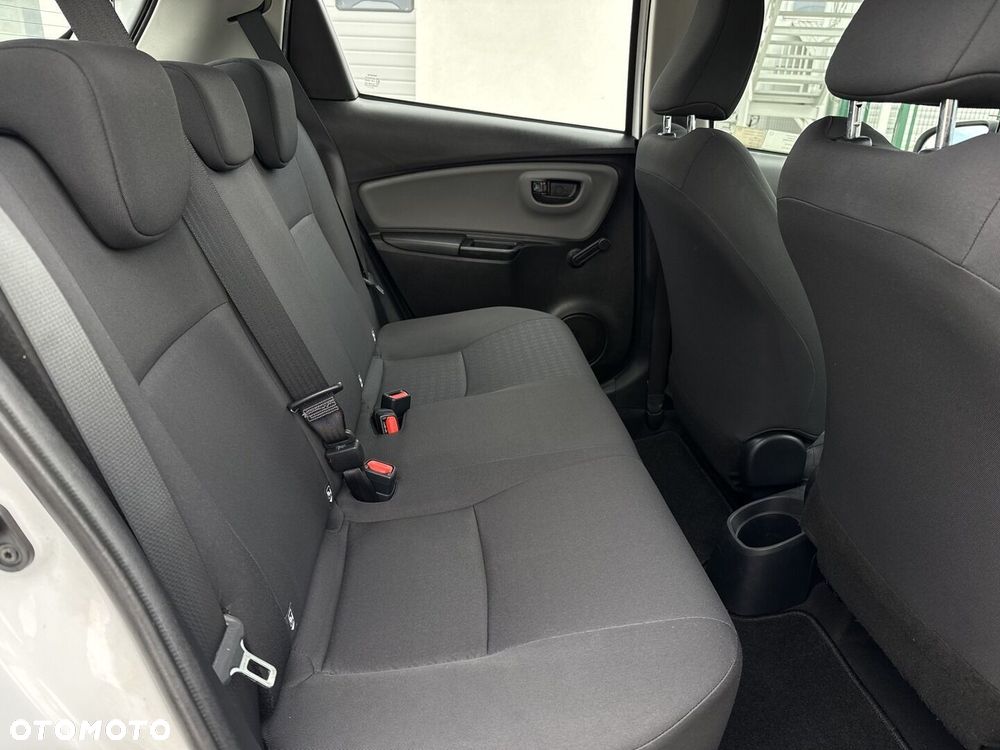 Toyota Yaris 1.5 Active - 9