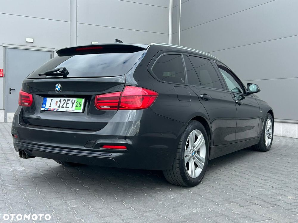 BMW Seria 3 320d Sport Line - 19