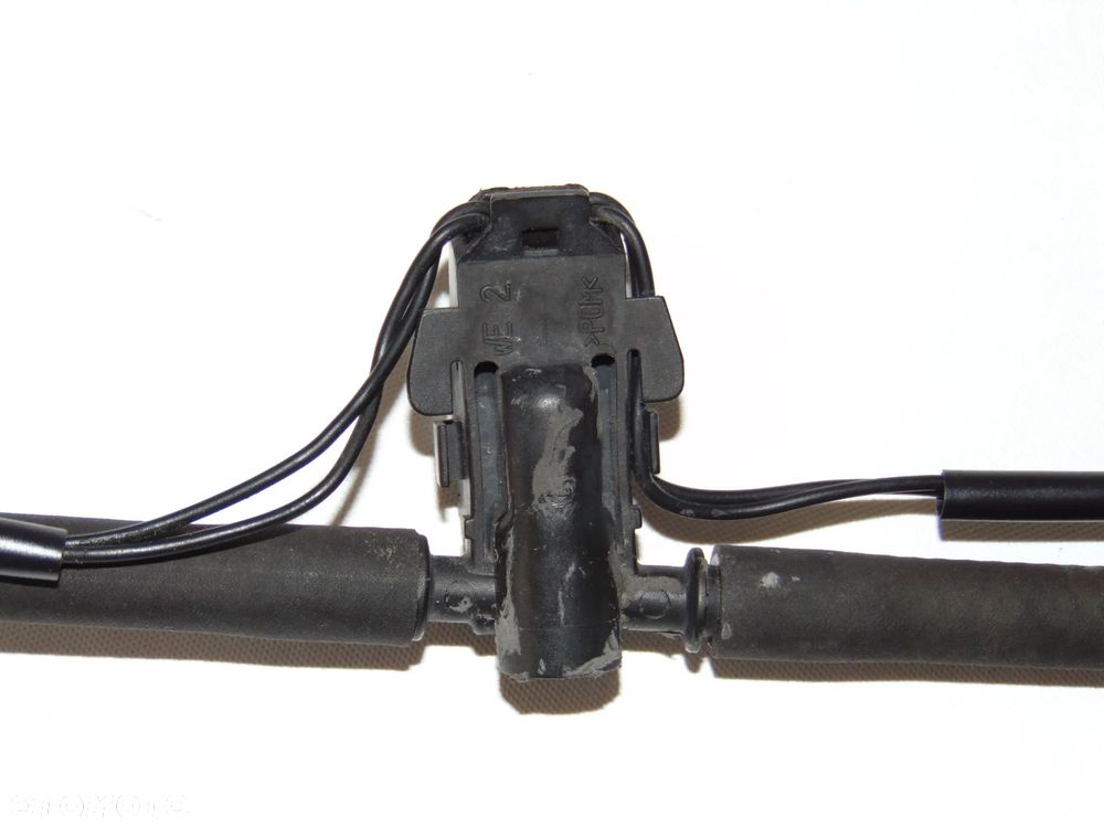 Dysze spryskiwaczy spryskiwacze przedniej szyby przód Mercedes W169 A Klasa 04-08r - 7