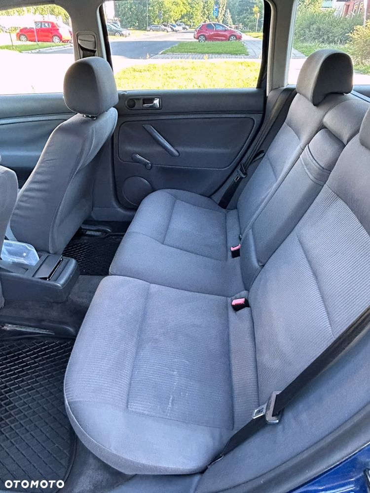 Volkswagen Passat 1.9 TDI Basis - 7