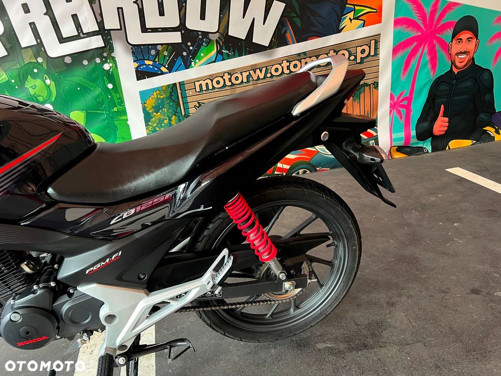 Honda CB - 11