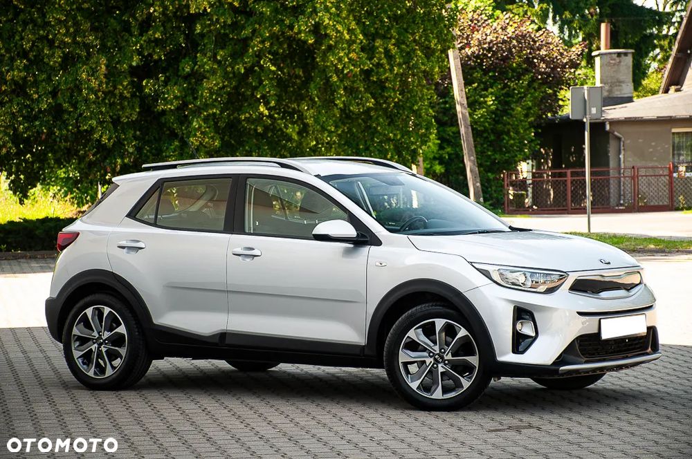 Kia Stonic 1.6 CRDi SCR XL - 4