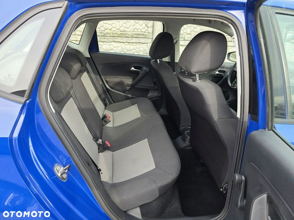 Volkswagen Polo 1.2 Comfortline - 22