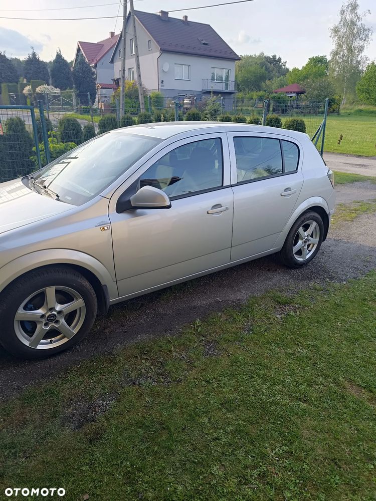 Opel Astra 1.6 - 11