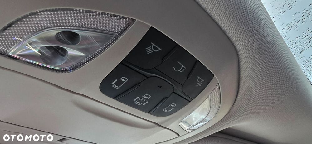 Chrysler Pacifica - 23