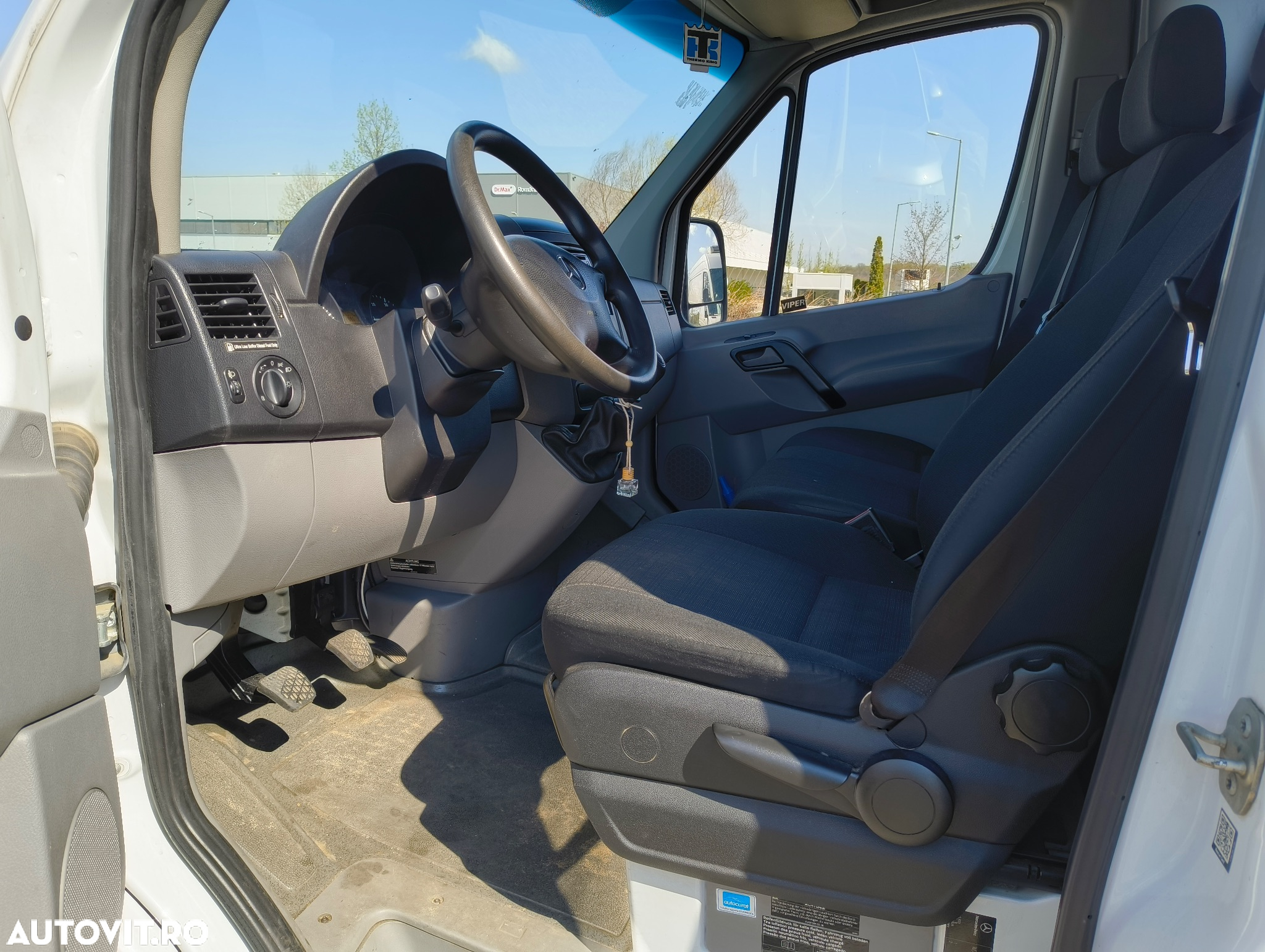 Mercedes-Benz Sprinter - 5