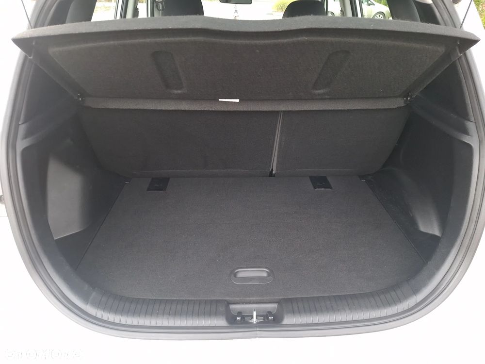 Hyundai ix20 1.4 Classic - 10