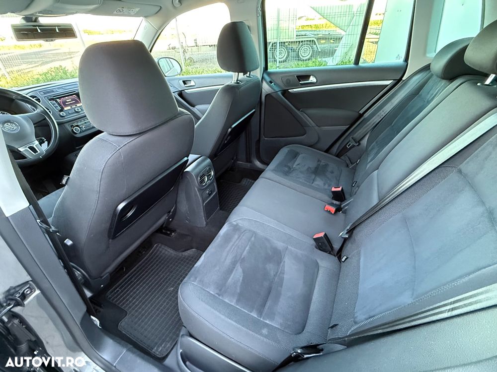 Volkswagen Tiguan 2.0 TDI DPF BlueMotion Technology Trend & Fun - 14