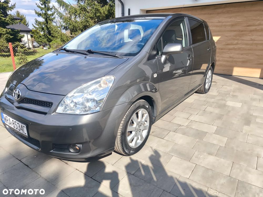 Toyota Corolla Verso 1.8 Luna - 2