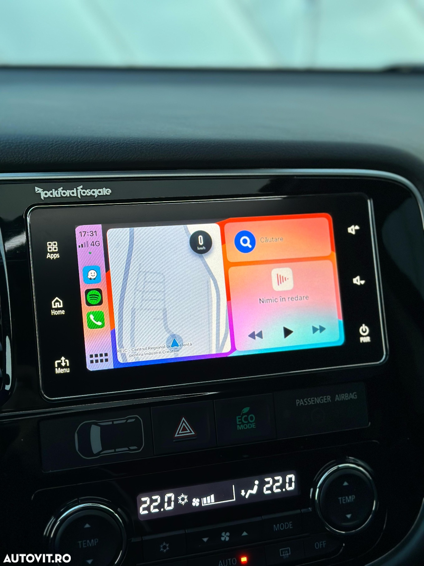 Mitsubishi Outlander 2.0 4WD Plug-In Hybrid Top - 13