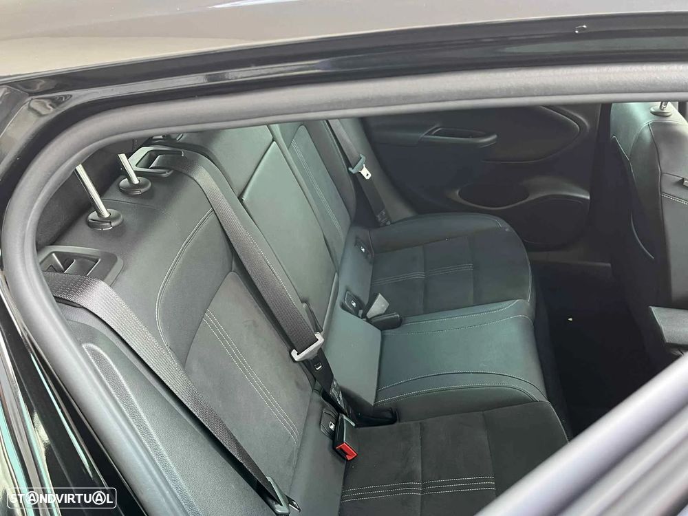 Opel Astra 1.2 T Ultimate S/S - 41