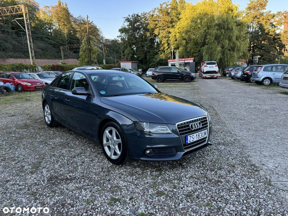 Audi A4 Limousine - 2