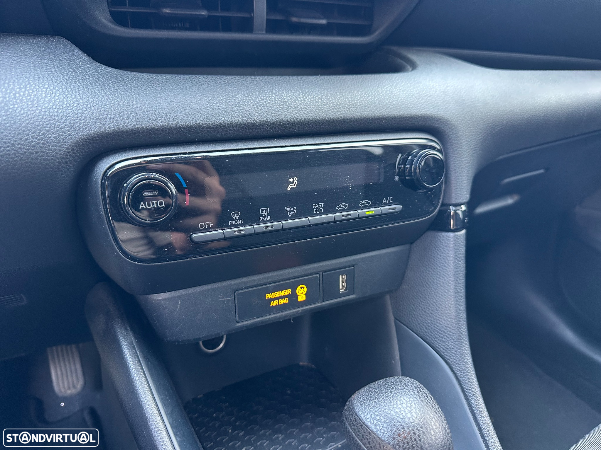 Toyota Yaris 1.5 HDF Comfort - 7