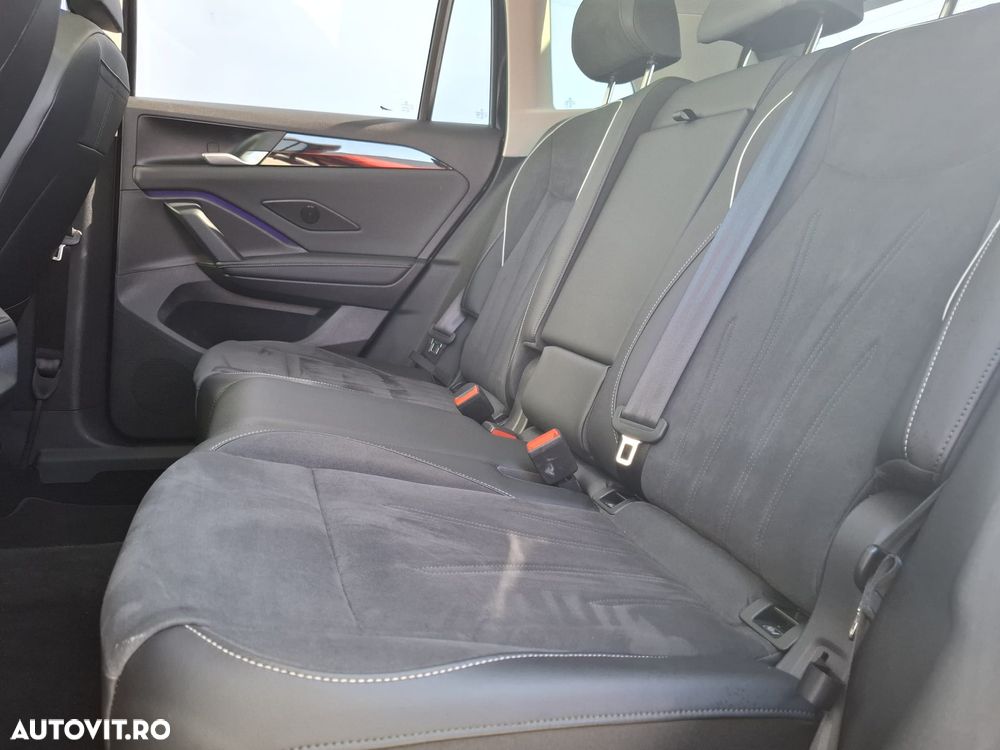 Volkswagen Tiguan 2.0 TDI DSG 4Motion Elegance - 40