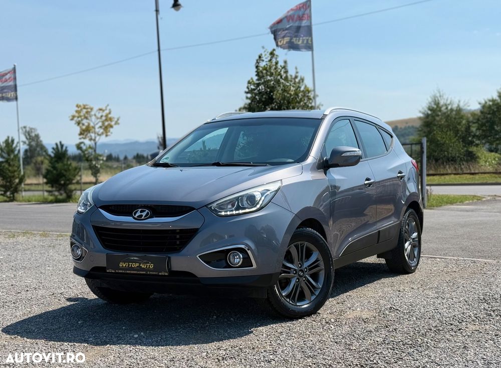 Hyundai ix35 2.0 CRDI 4WD Fifa World Cup Gold Edition - 1