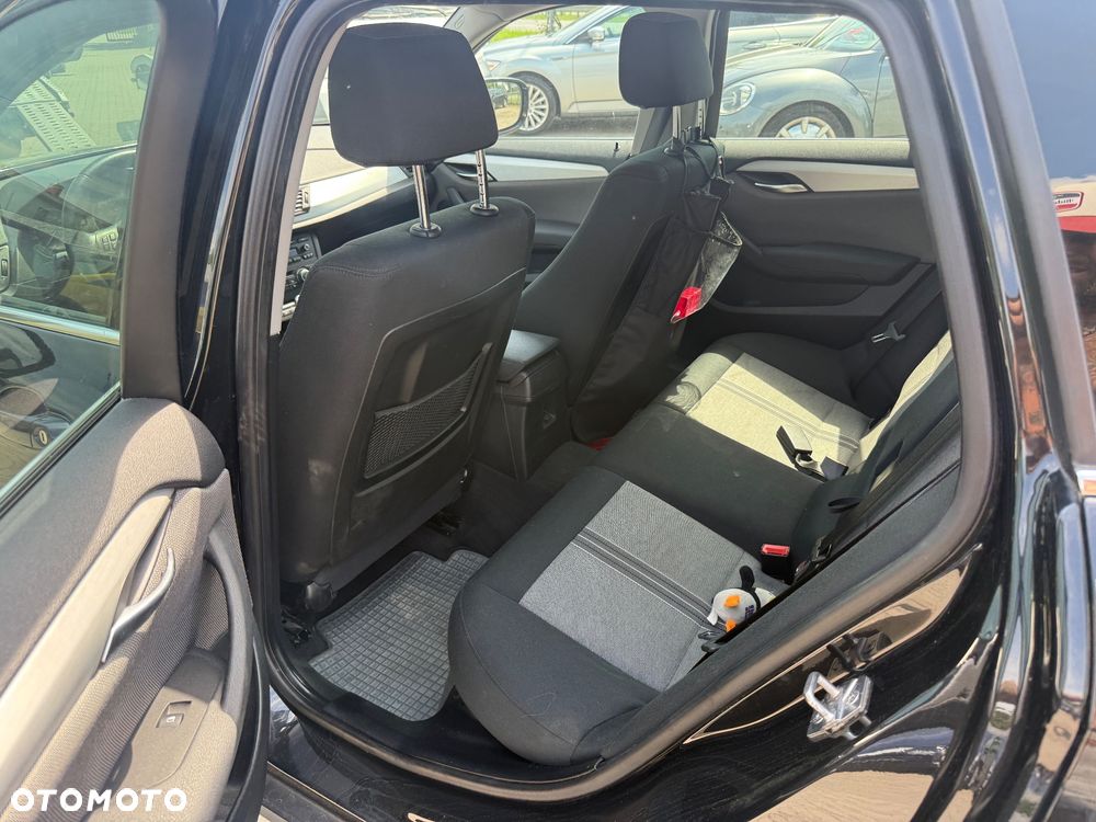 BMW X1 xDrive20i - 9