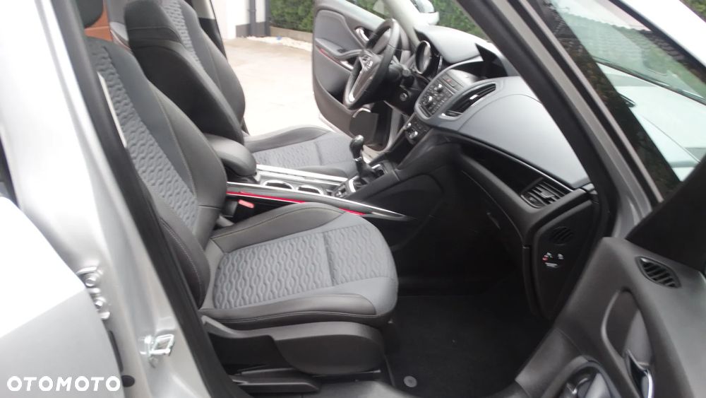 Opel Zafira 1.4 Turbo Business Edition - 19