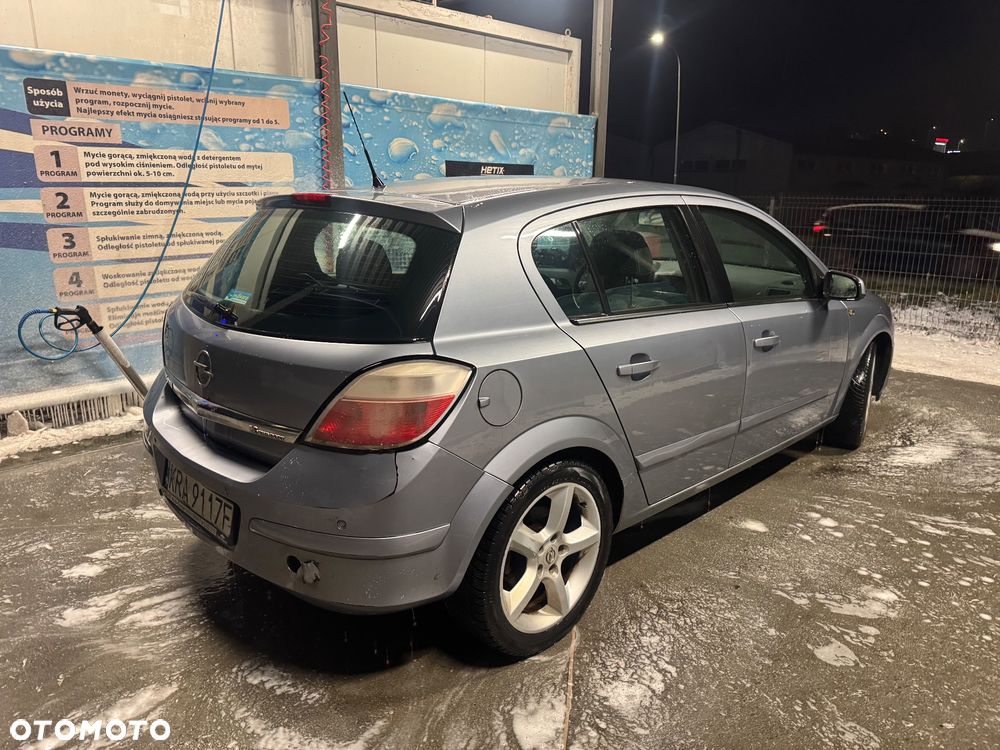 Opel Astra - 4