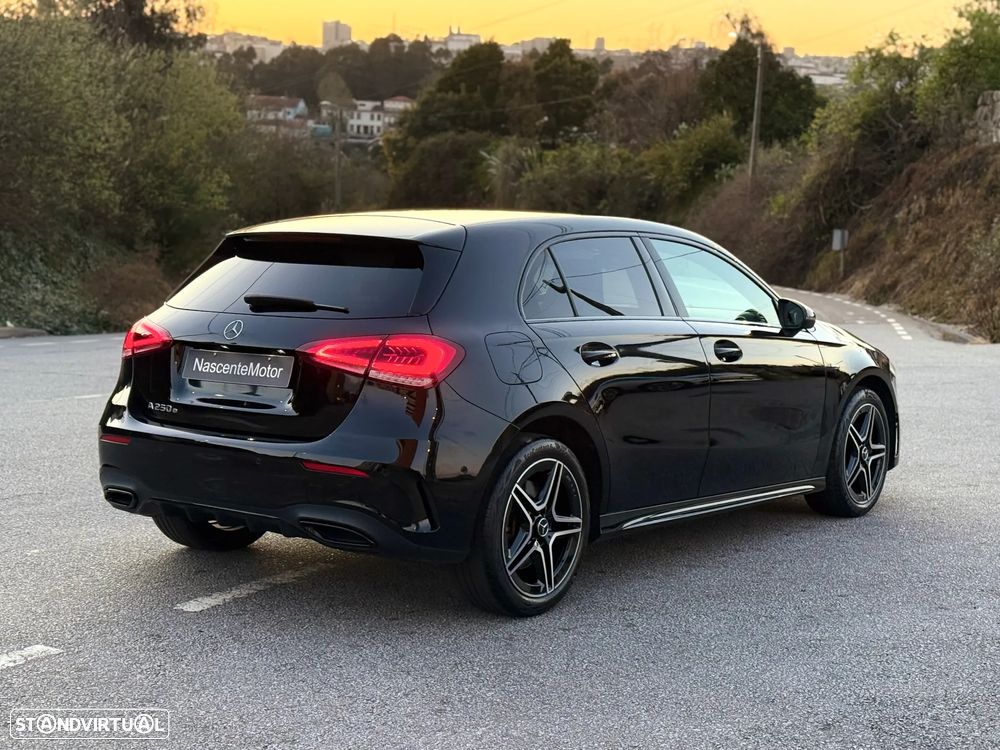 Mercedes-Benz A 250 e AMG Line - 13