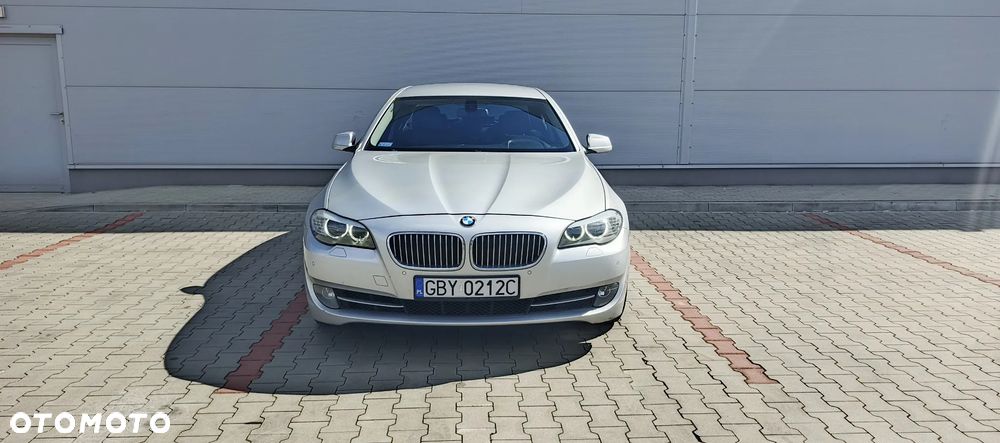 BMW Seria 5 520i - 3