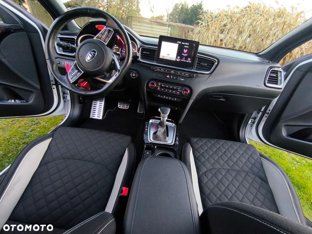 Kia ProCeed 1.4 T-GDI GT Line DCT - 27