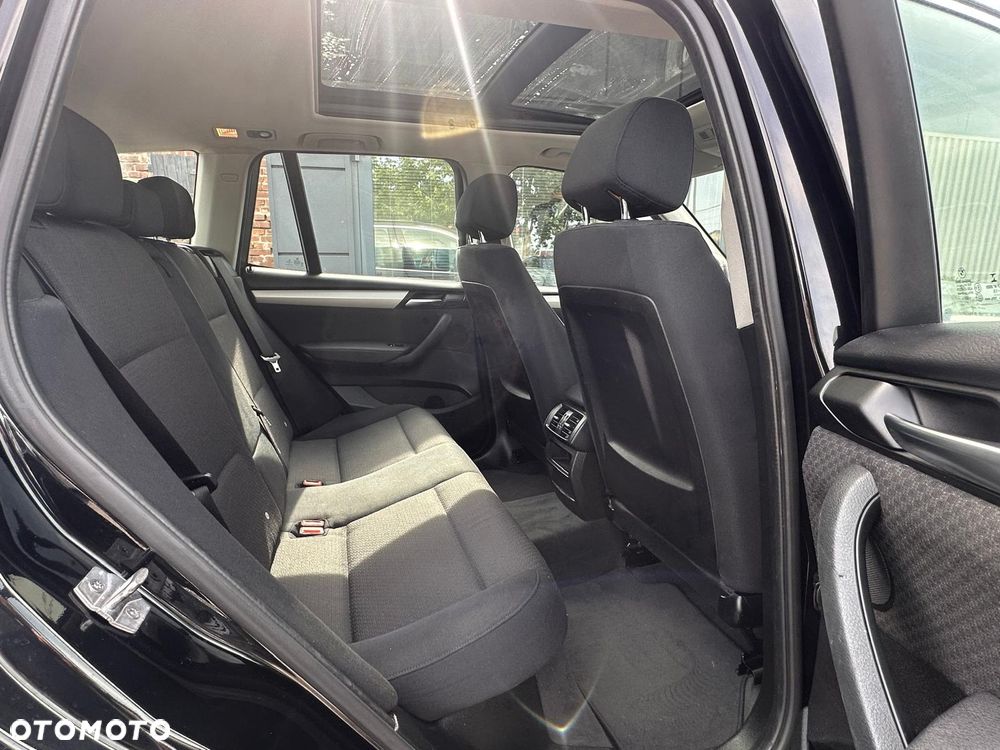 BMW X3 sDrive18d Advantage - 27