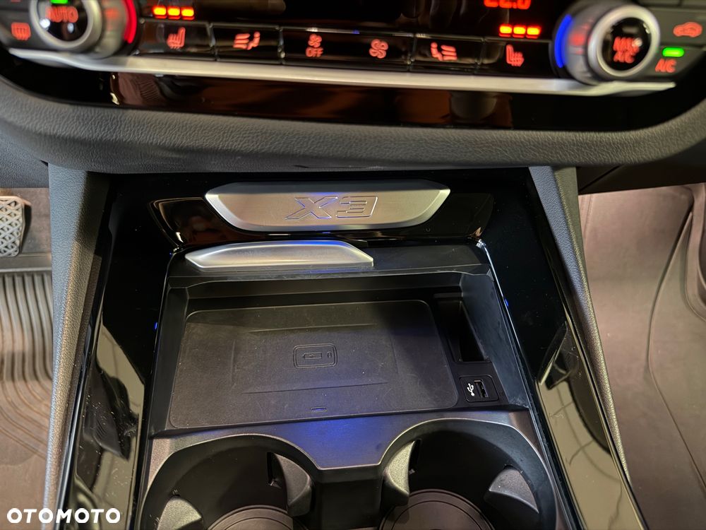 BMW X3 xDrive20d xLine - 22