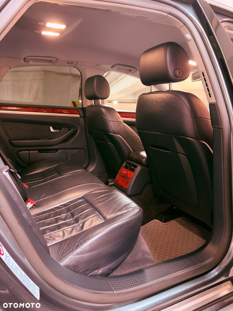 Audi A8 - 14
