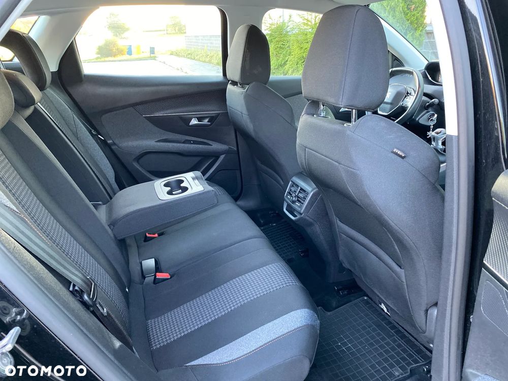 Peugeot 3008 1.5 BlueHDi Active S&S - 11