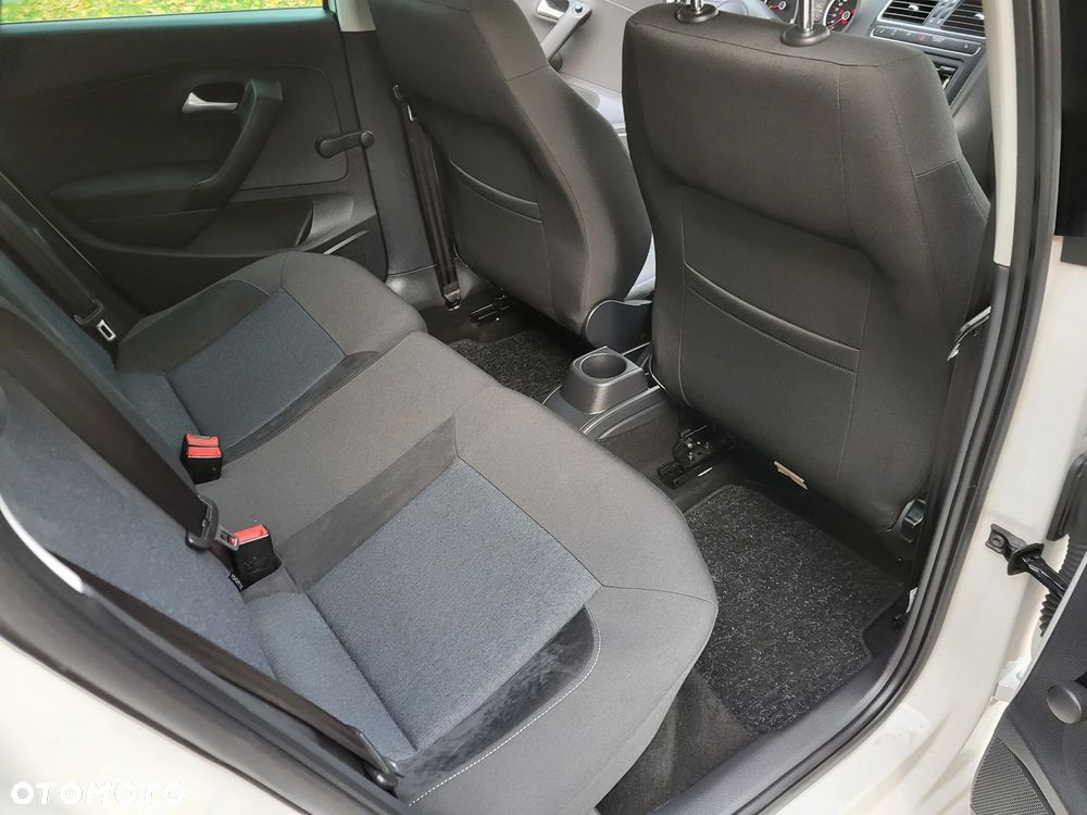 Volkswagen Polo 1.2 Style - 17