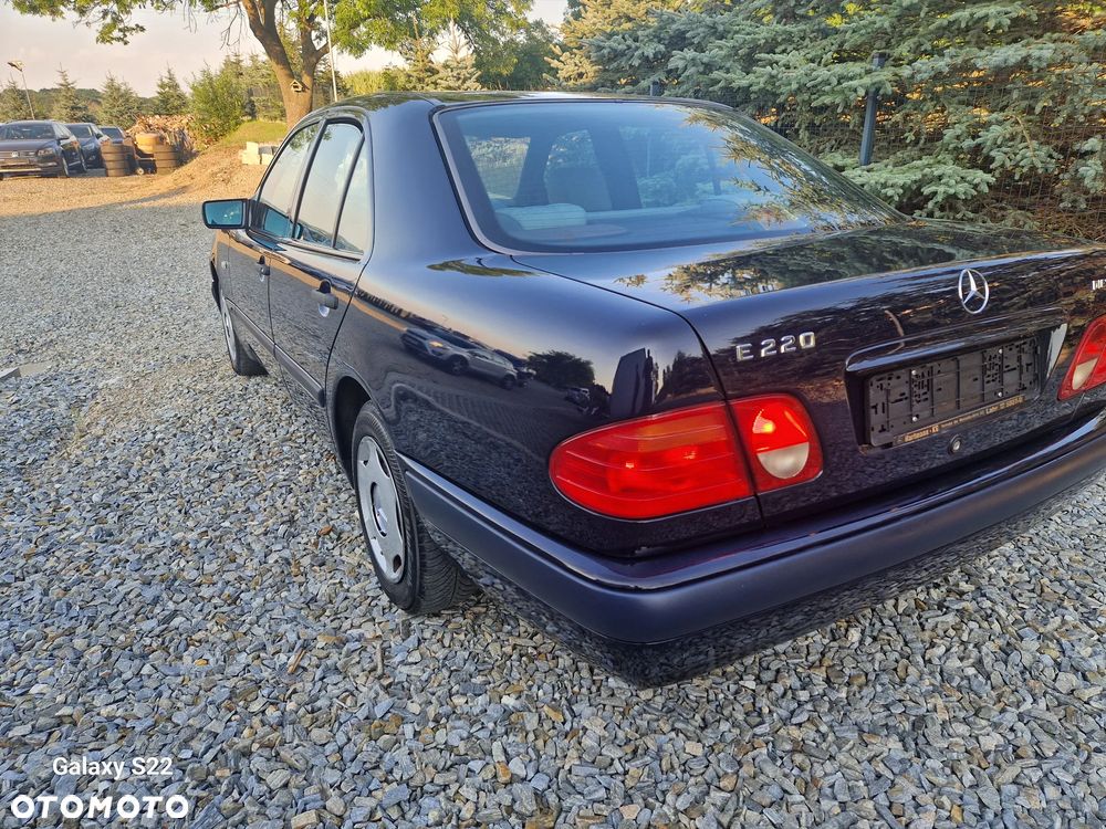 Mercedes-Benz Klasa E - 10