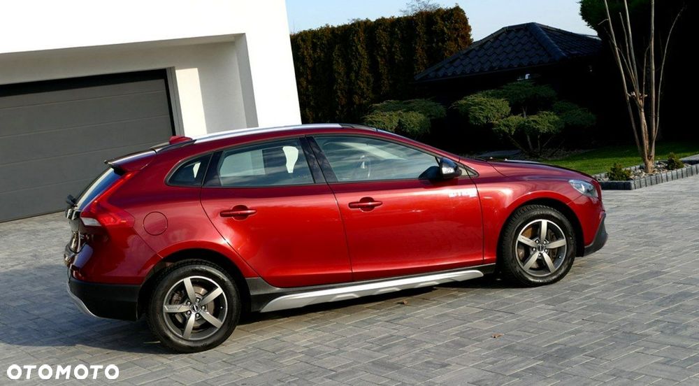 Volvo V40 Cross Country - 15