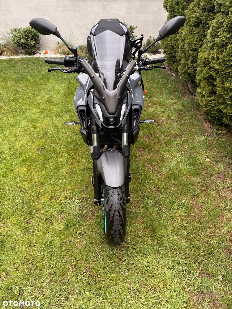 Yamaha MT - 4
