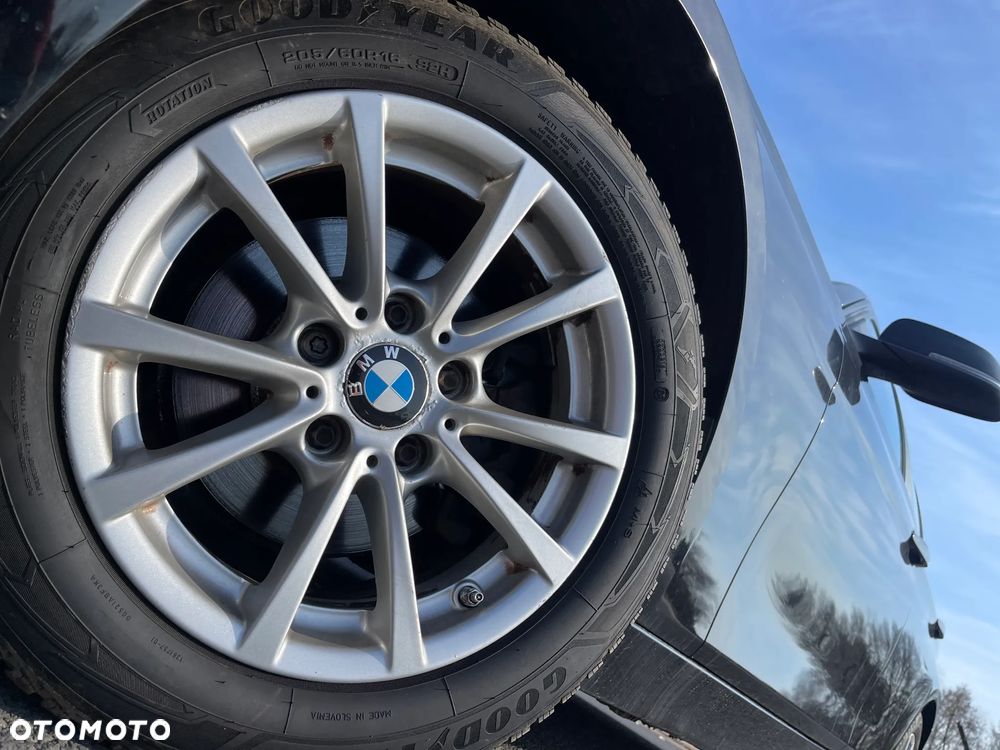 BMW Seria 3 318d Blue Performance Modern Line - 29