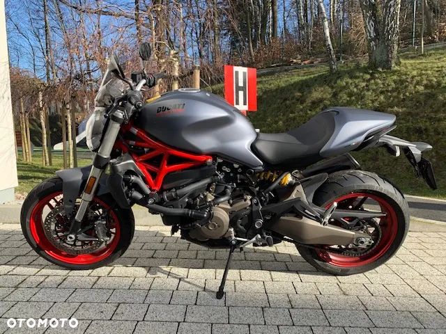 Ducati Monster - 1
