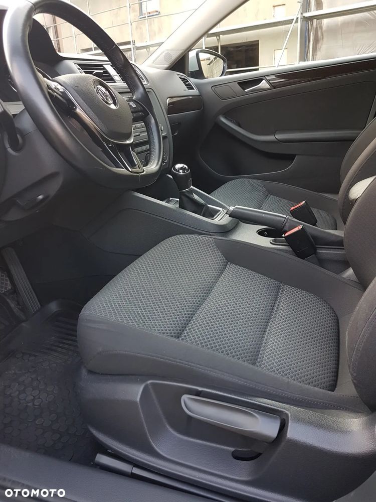 Volkswagen Jetta 1.2 TSI BMT Comfortline - 7